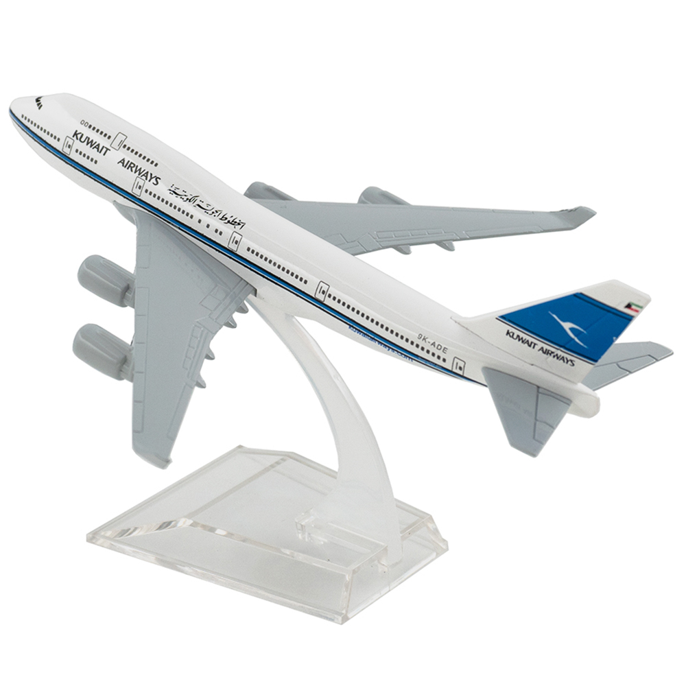Avión Boeing 1/400 de aleación - Kids Toys Kuwait reseña y precio